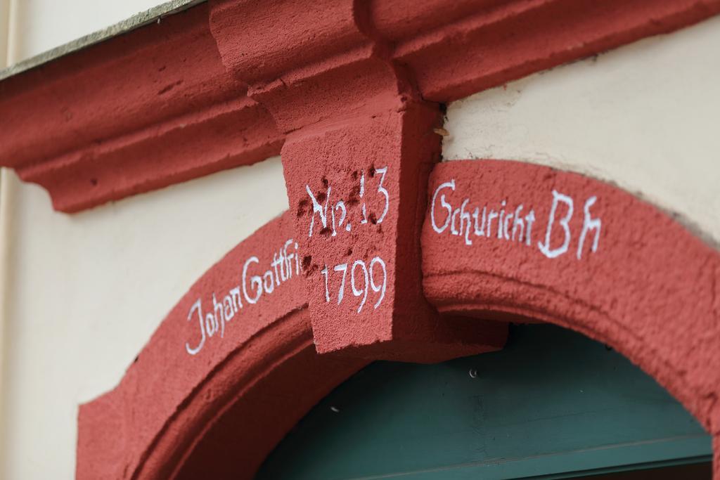 Gasthof Und Hotel Roter Hirsch Claussnitz Ngoại thất bức ảnh
